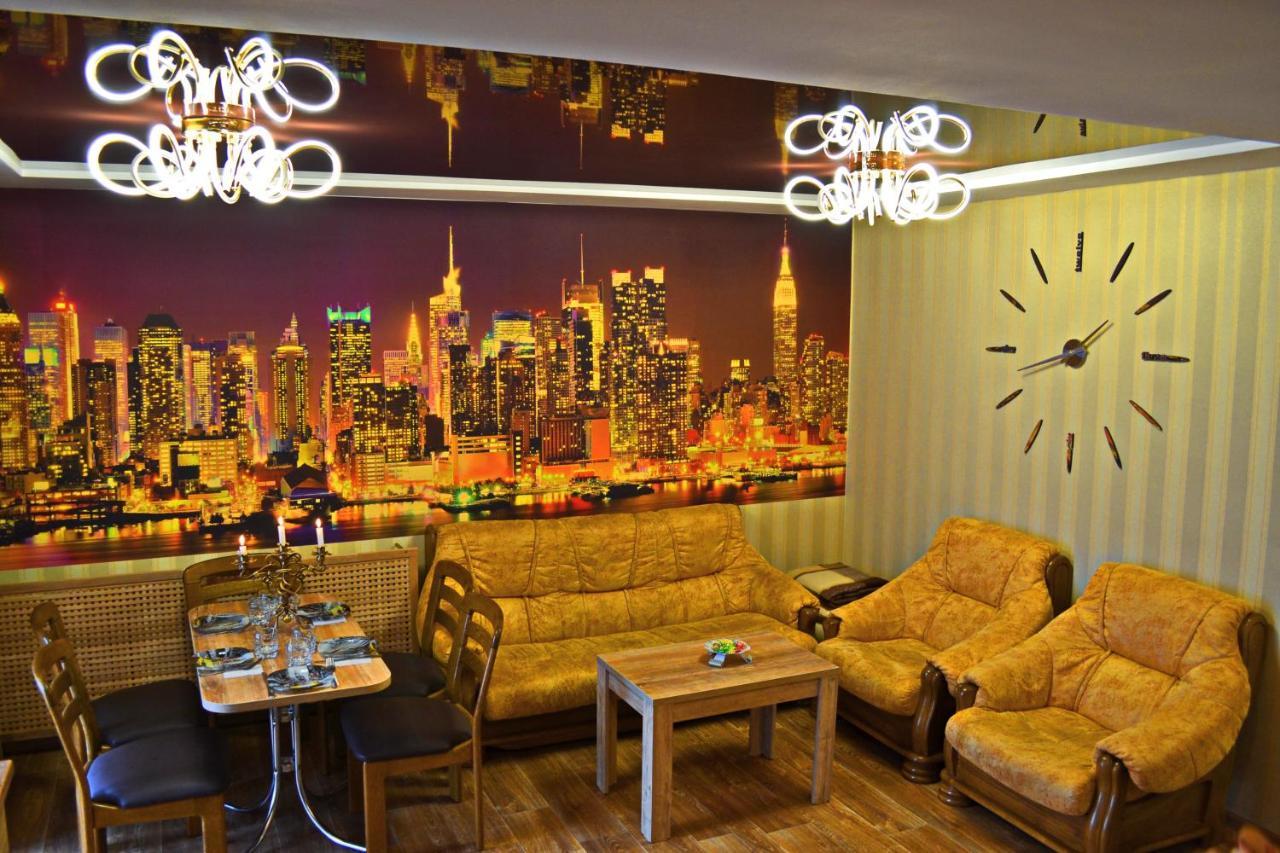 Apartlux 3 Çernigiv Dış mekan fotoğraf